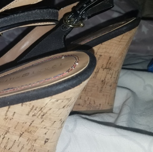 Tommy Hilfiger Black slingback wedges - Picture 4 of 5